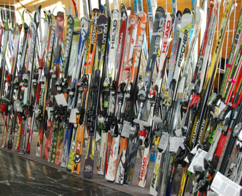 Auf dem Skibasar des SCR