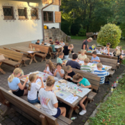 Basteln beim Kinderaktivwochenende des SCR