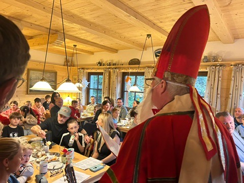 Nikolausbesuch beim SCR in der Skihuette